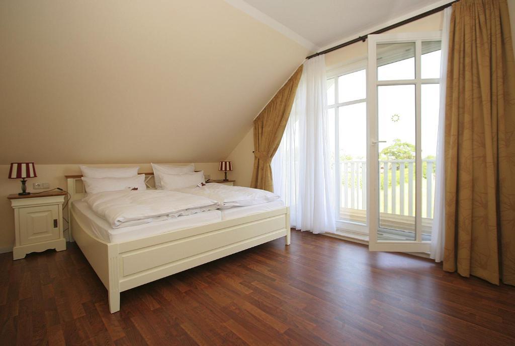 Aparthotel Saatmann Garni Ahrenshoop Quarto foto